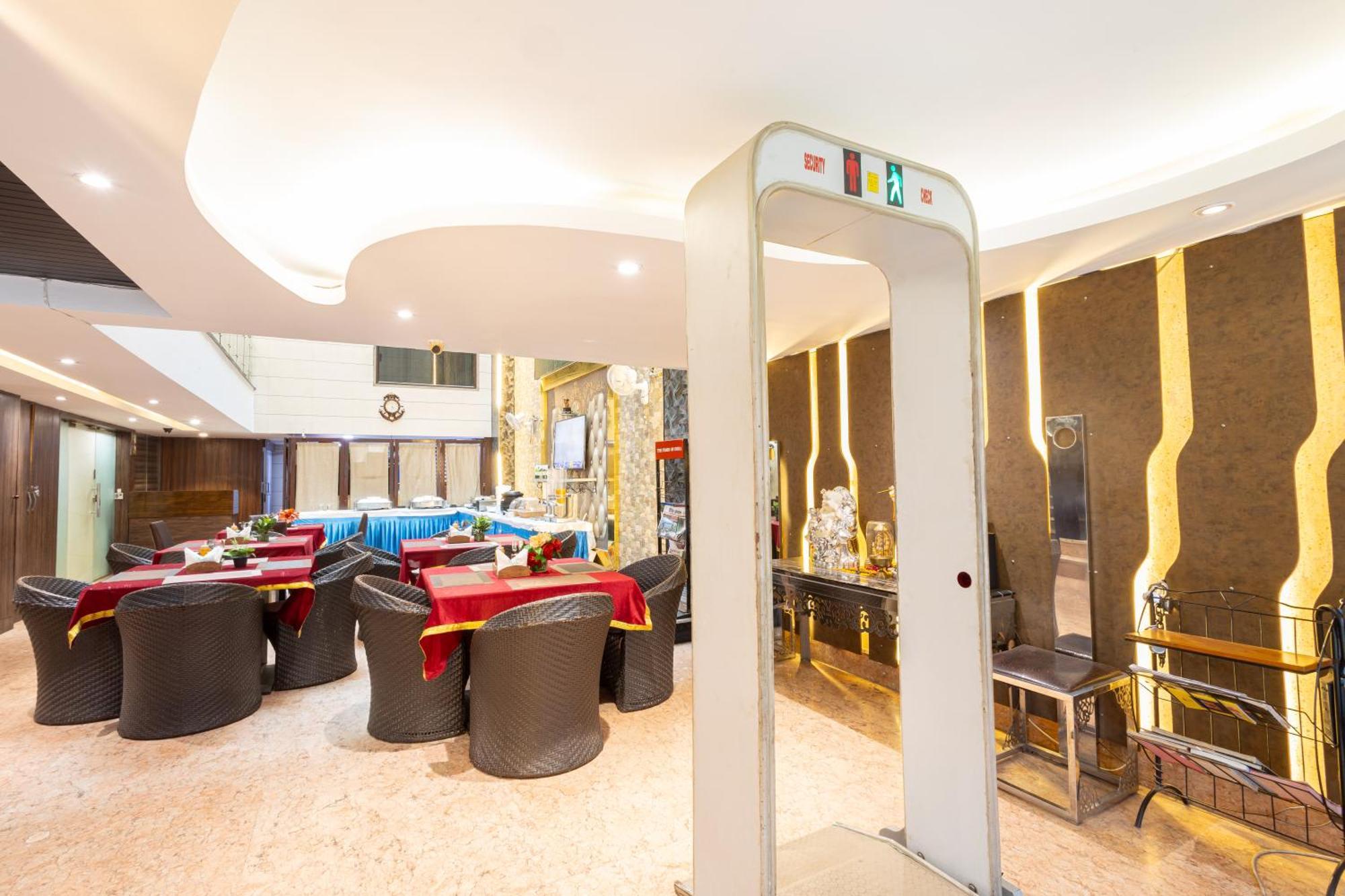 Hotel Gold Souk - Karol Bagh Delhi Kültér fotó