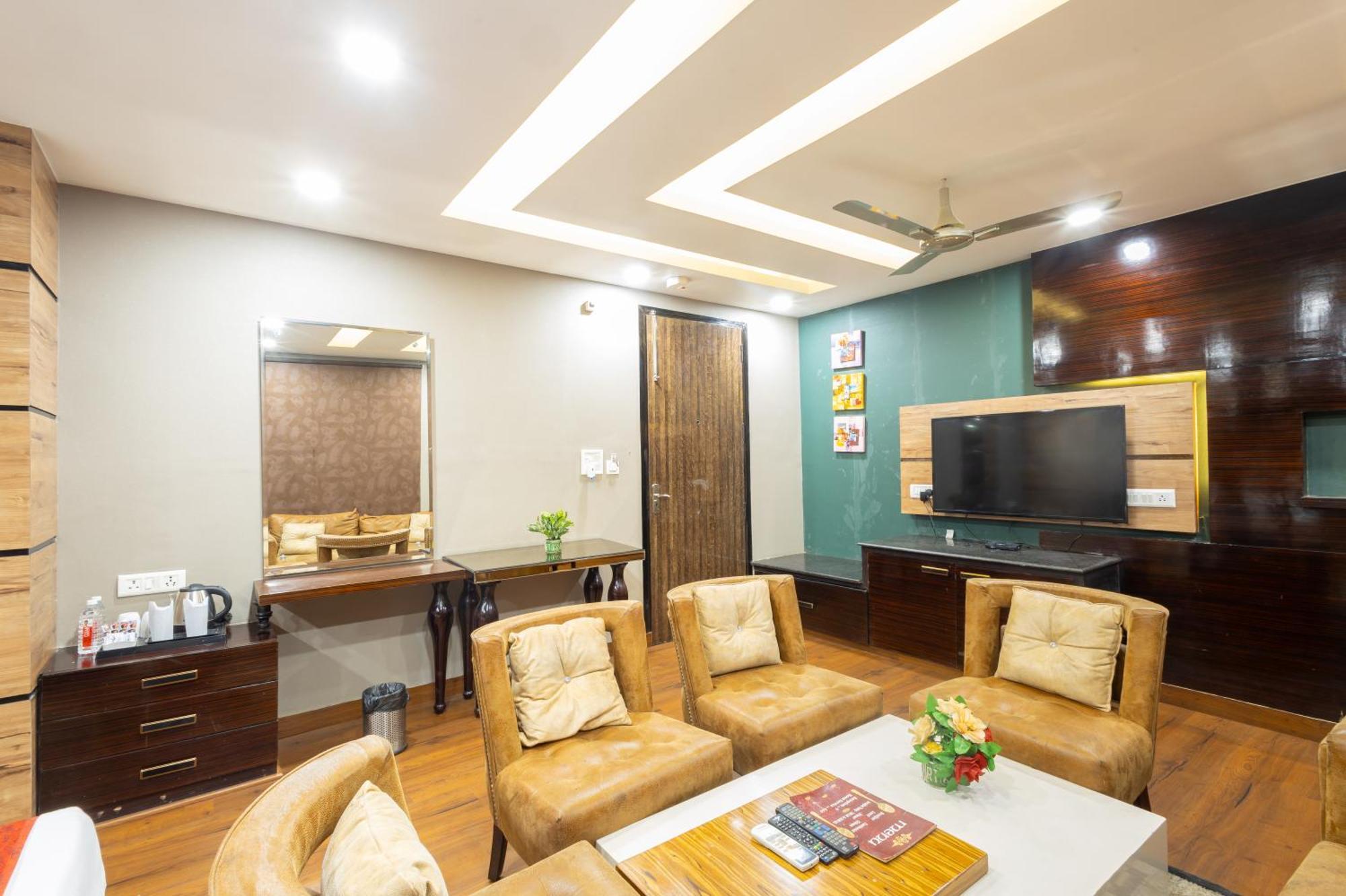 Hotel Gold Souk - Karol Bagh Delhi Kültér fotó