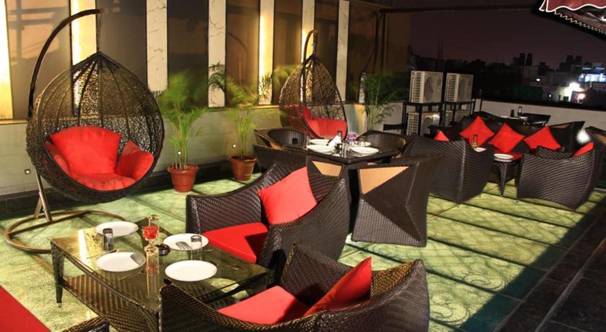Hotel Gold Souk - Karol Bagh Delhi Kültér fotó